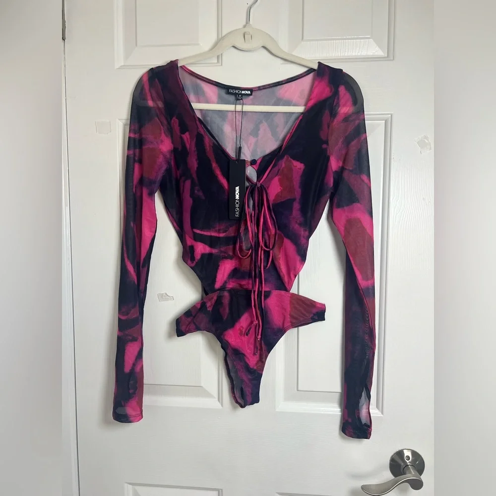 Fashion‎ Nova Nicki Mesh Bodysuit - Purple/black combo Size M - Picture 3 of 6